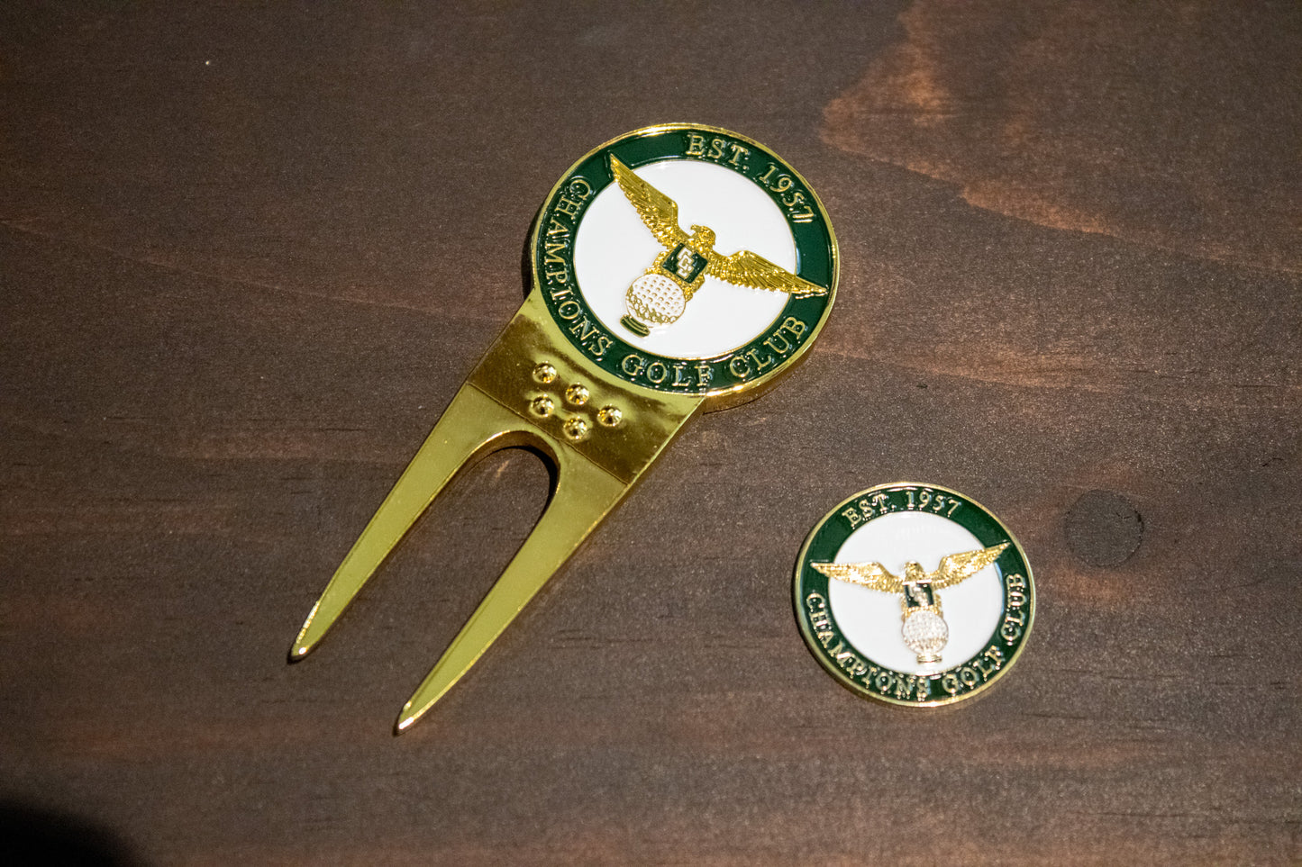 Pitch Fix Divot Repair tool with Champions Golf Club ball marker